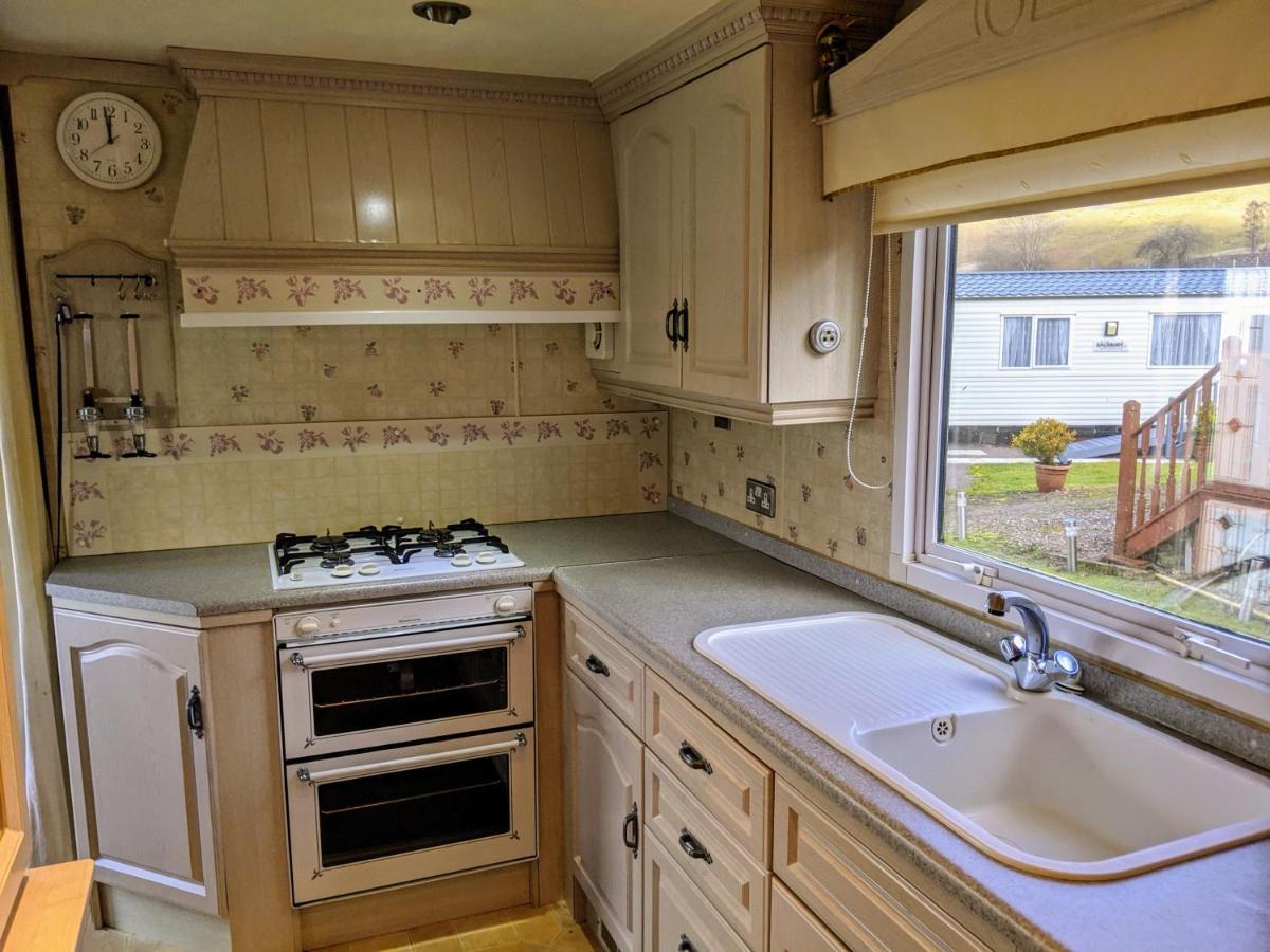 Spacious 2-Bed Staticcaravan Biggar Exterior photo