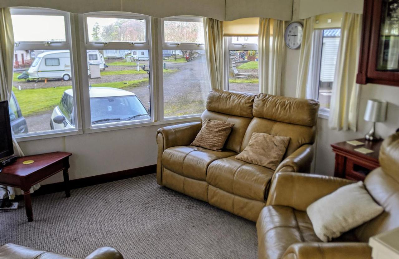 Spacious 2-Bed Staticcaravan Biggar Exterior photo